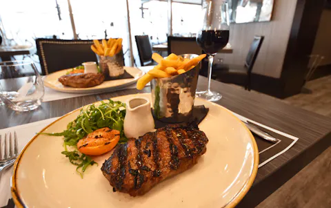 Alfred's Bar & Restaurant