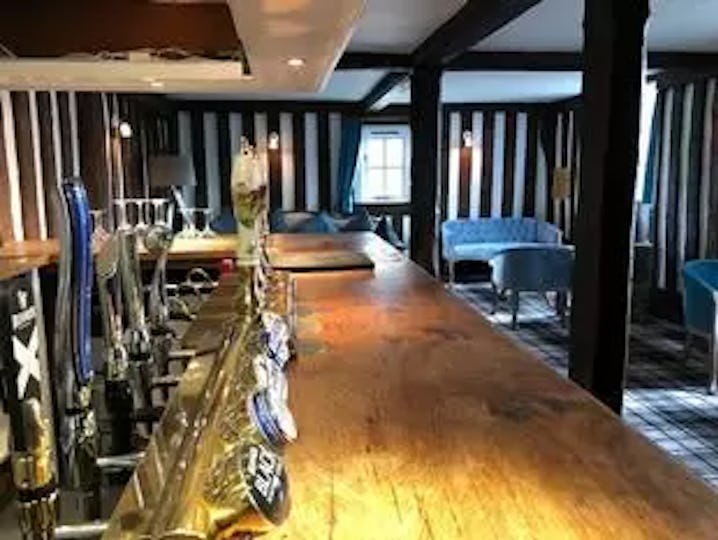 The Hole In The Wall - Cambridge