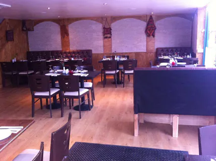Lalezar Bar & Grill