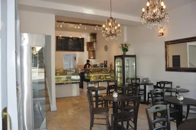Au Ciel Patisserie & Cafe