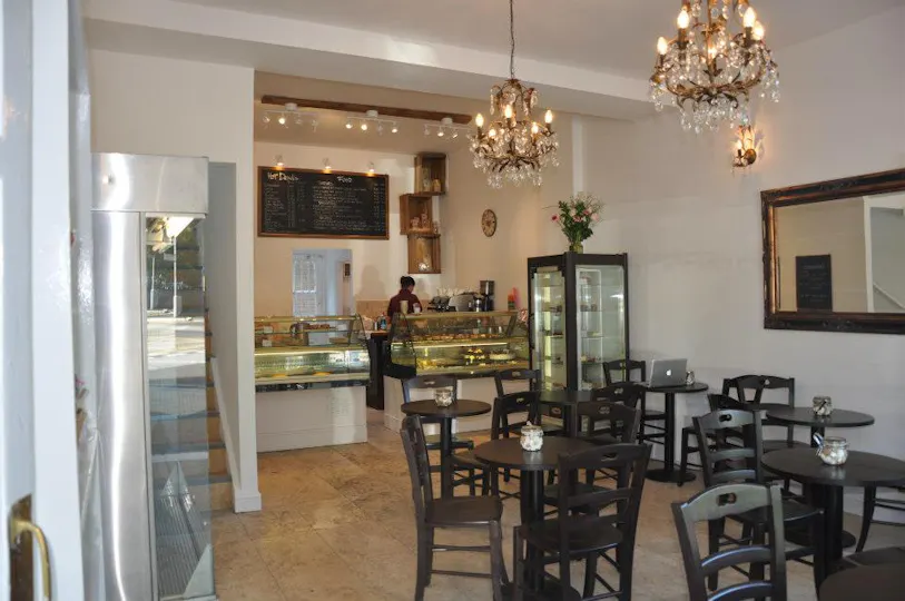 Au Ciel Patisserie & Cafe