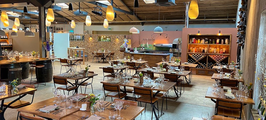 The Farm Table Darts Farm, Devon Restaurant Reviews, Bookings