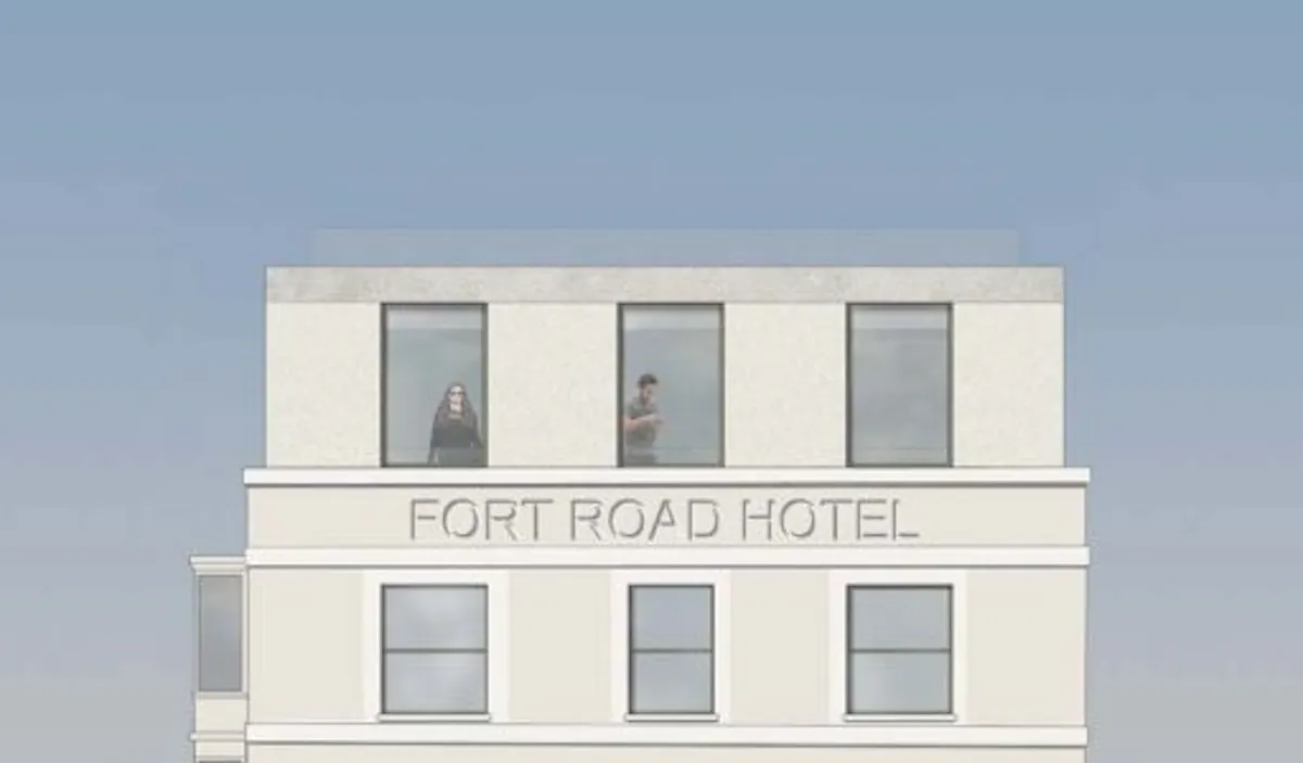 Fort Road Hotel