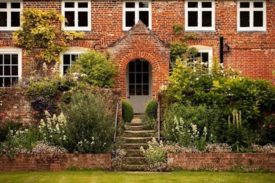 Updown Farmhouse