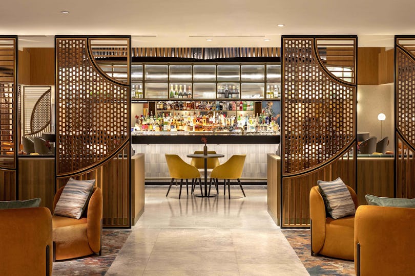 Bow Bar
