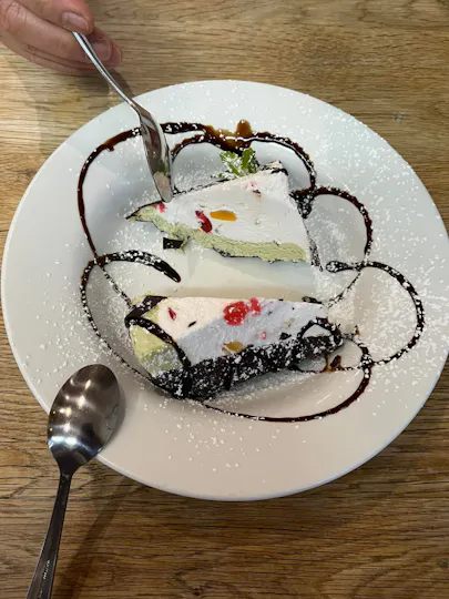 Amaretto Ristorante Pizzeria - Golders Green