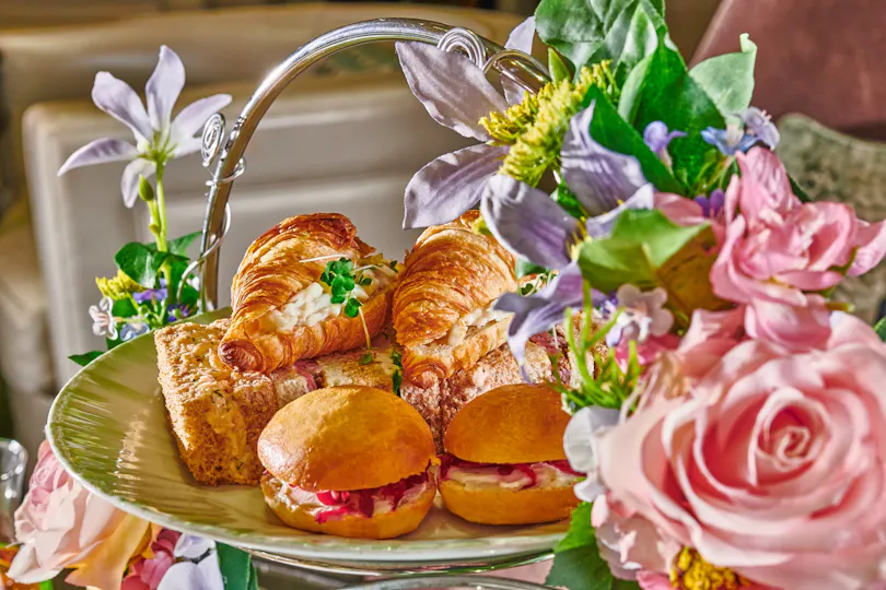 The Knightsbridge Lounge