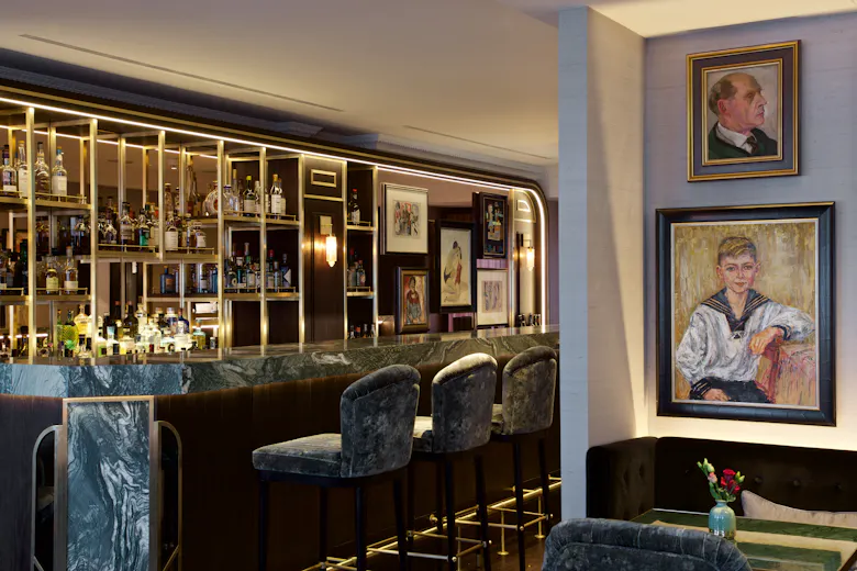 Seven Park Place Bar & Lounge
