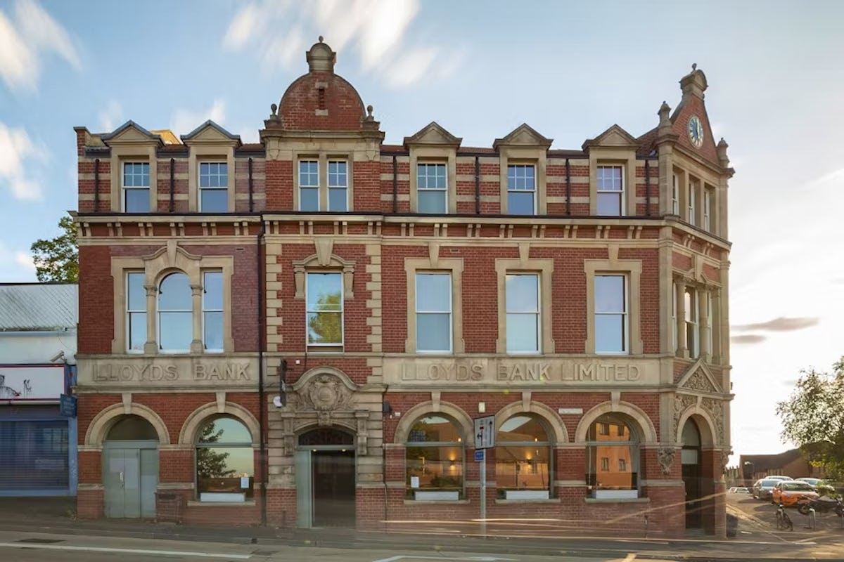BANK Bristol