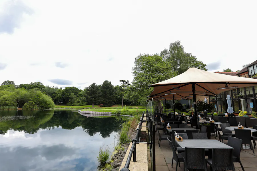 Silvermere Inn on the Lake