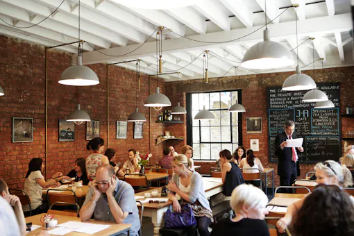 J & A Café