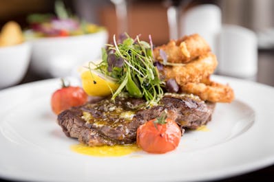 Grill Bar & Restaurant at Clayton Hotel Cardiff