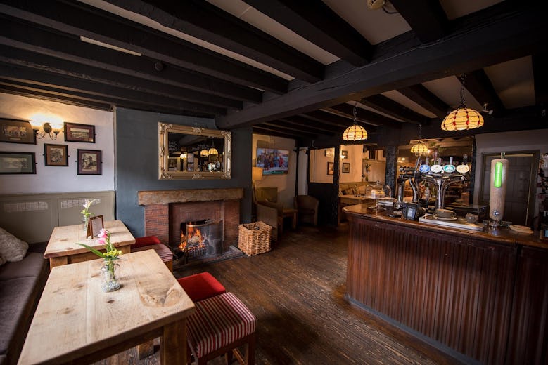The Roebuck Inn - Warwick