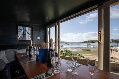 Crown & Anchor