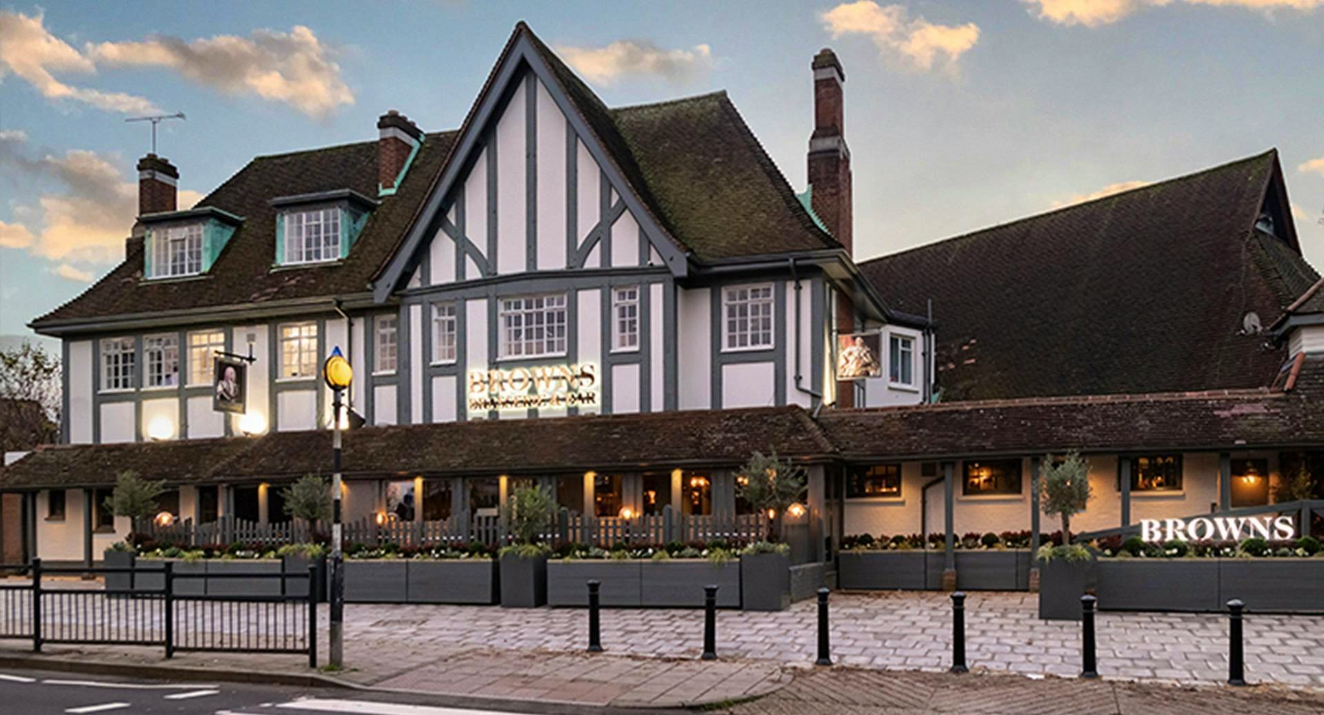 300 Local Restaurants near Pinner Rd United Kingdom