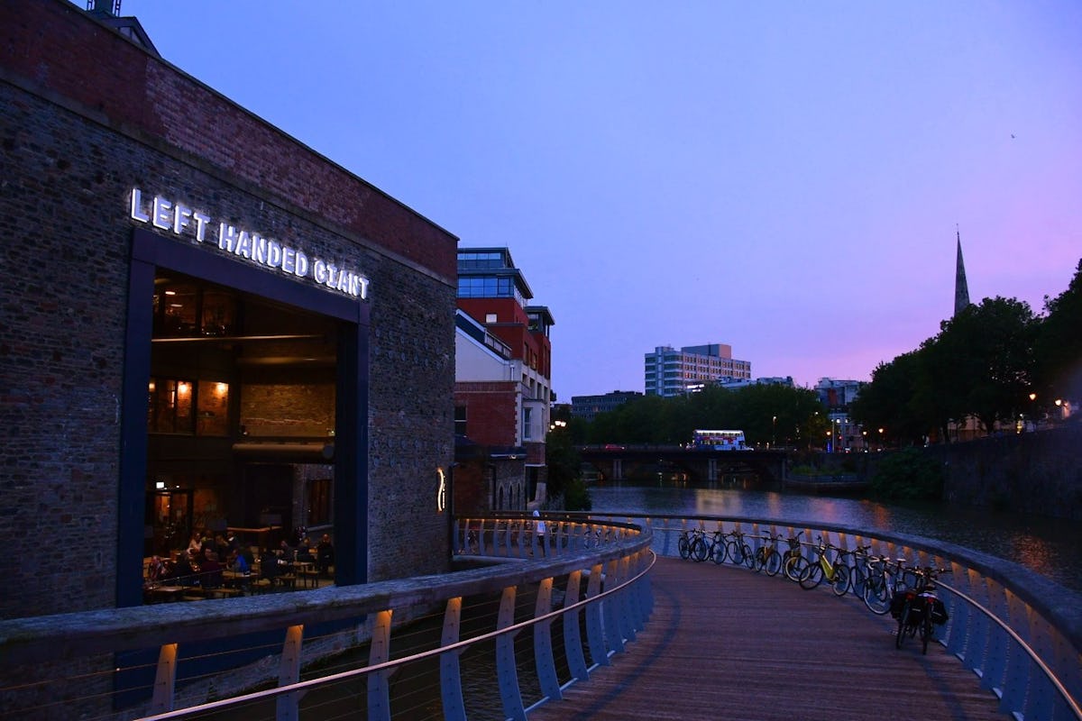 Left Handed Giant Brewpub