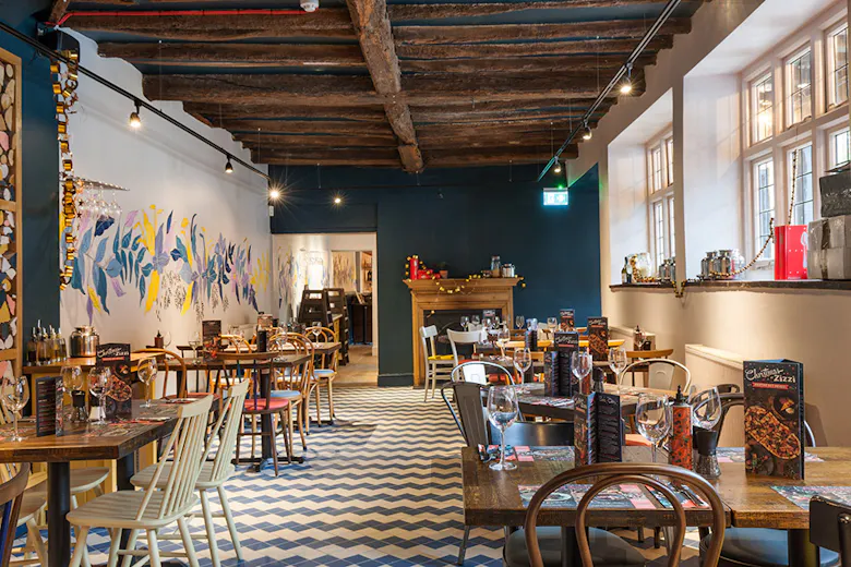Zizzi Henley