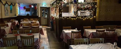 Vesuvias Restaurant