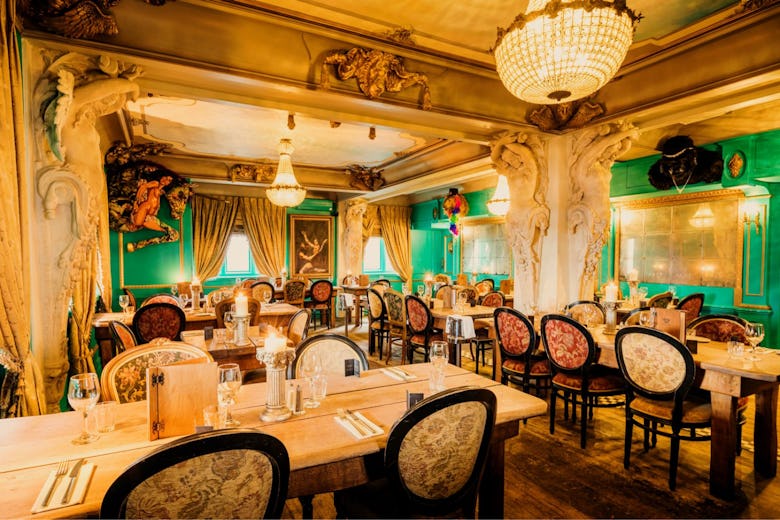  Fifi’s Brasserie