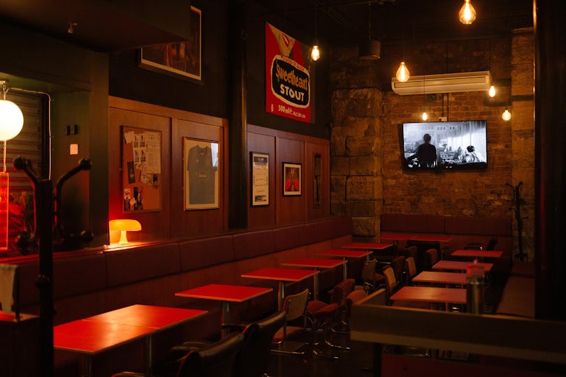 West Side Tavern