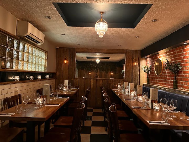Roxie Steak - Putney