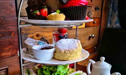 Josephine's Tea Lounge & Bistro