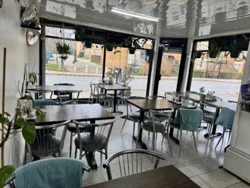 Tropical Cafe 