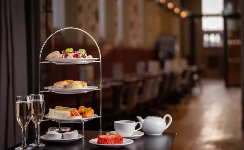 Afternoon tea at the Natural History Museum