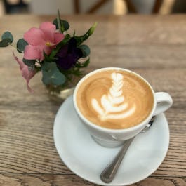 Cafe Lucca