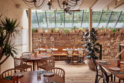 Casa do Frango Mayfair
