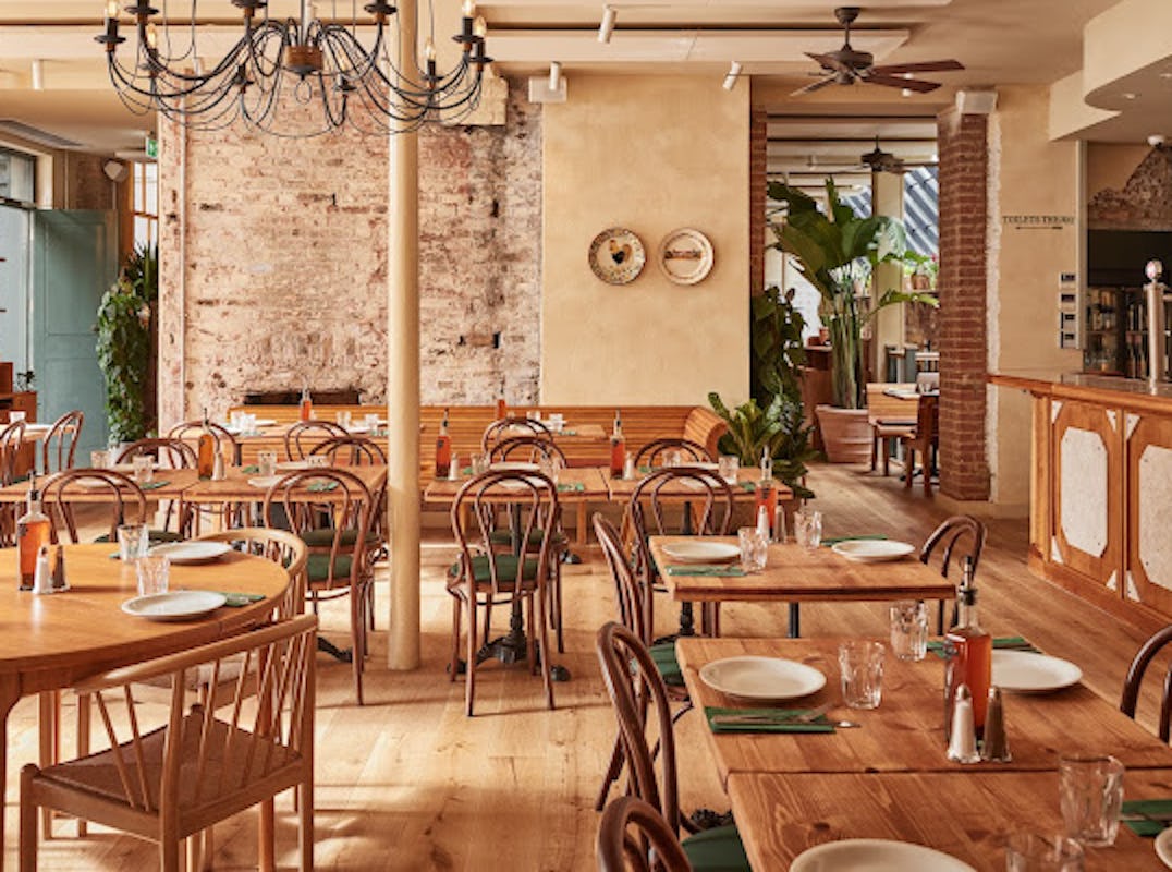 Casa do Frango Mayfair