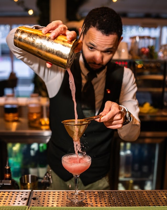 Oasis Bar & Terrace