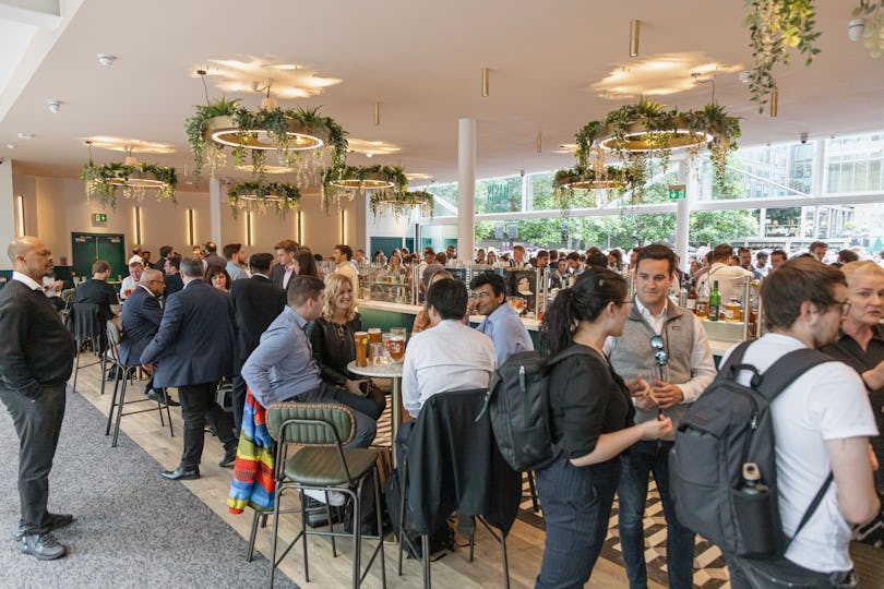Oasis Bar & Terrace