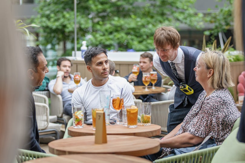 Oasis Bar & Terrace