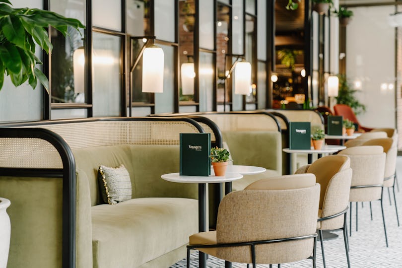 Voyagers Restaurant & Bar
