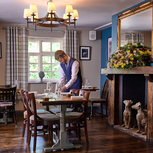 The Bulls Head Restaurant & Pub, Holymoorside