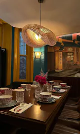 Med Salleh Viet Earls Court