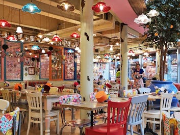 Comptoir Libanais Cheshire Oaks