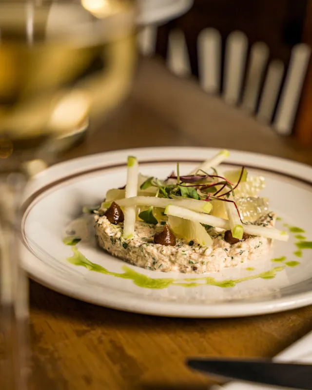 Queens Wine Bar & Bistro