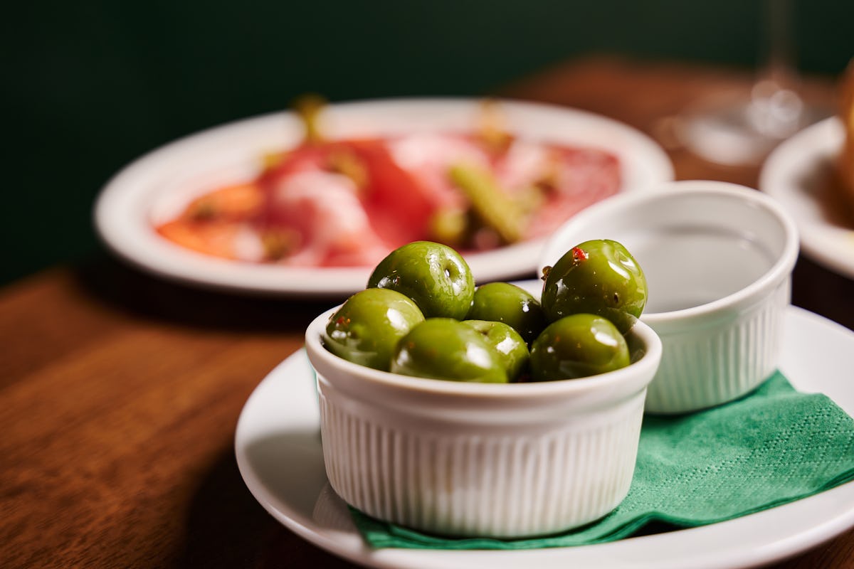Queens Wine Bar & Bistro
