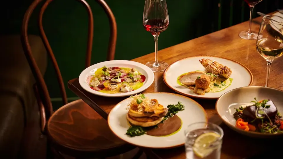 Queens Wine Bar & Bistro