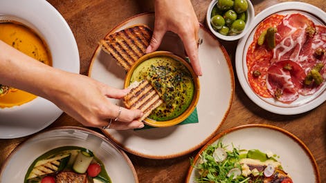 Queens Wine Bar & Bistro
