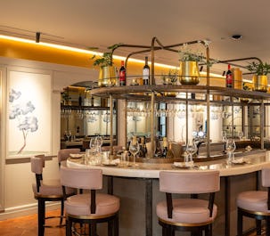 Lacquer Room