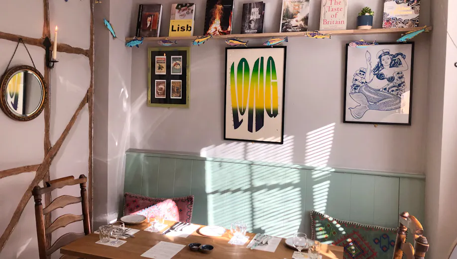 33 The Homend image 3