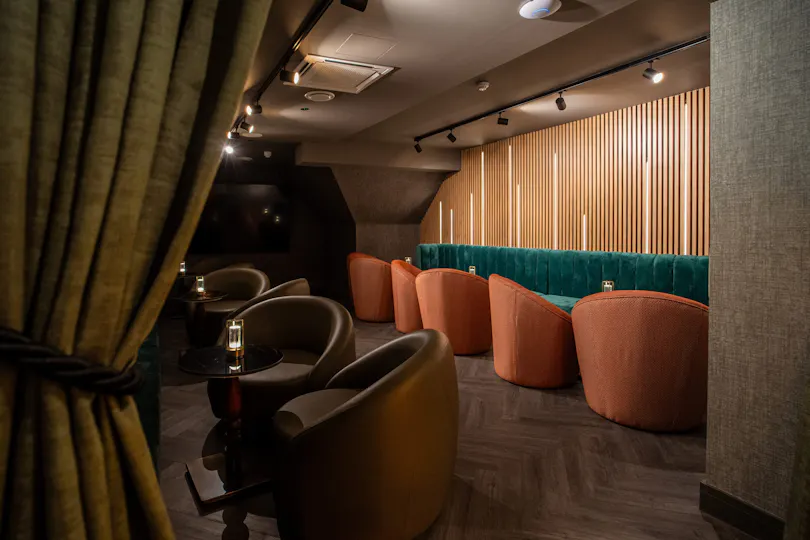 Mova Restaurant