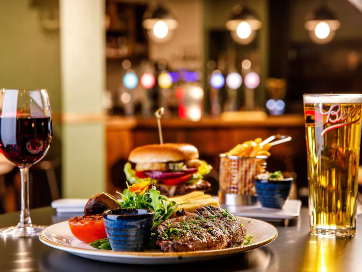 The Bay Restaurant at Mercure Cardiff North Hotel