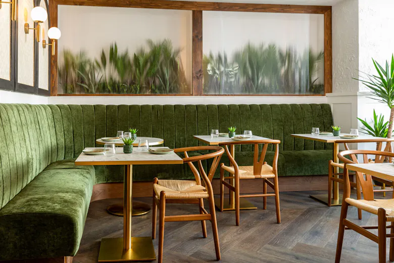 Kiki Bar and Restaurant