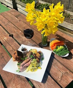 The Queens Head - Kingsnorth