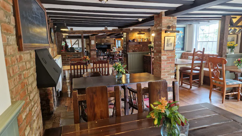 The White Hart Hampstead Norreys