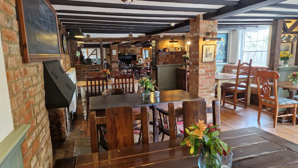 The White Hart Hampstead Norreys